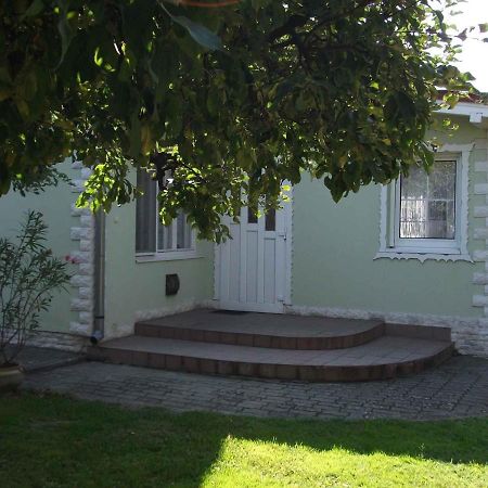 Holiday Home Balatonlelle/Balaton 19117 エクステリア 写真